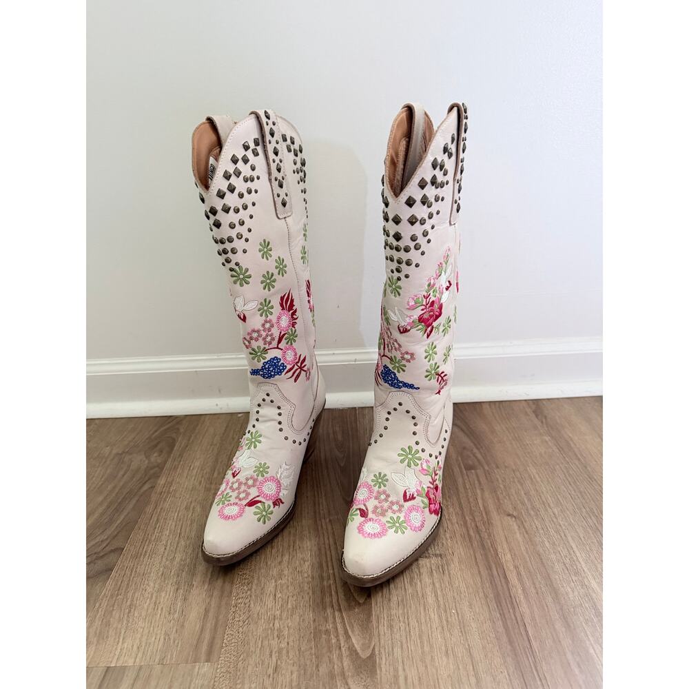 Anthropologie Dingo Poppy White Floral Embroidered Western Boots-Size 7.5 - Picture 2 of 9
